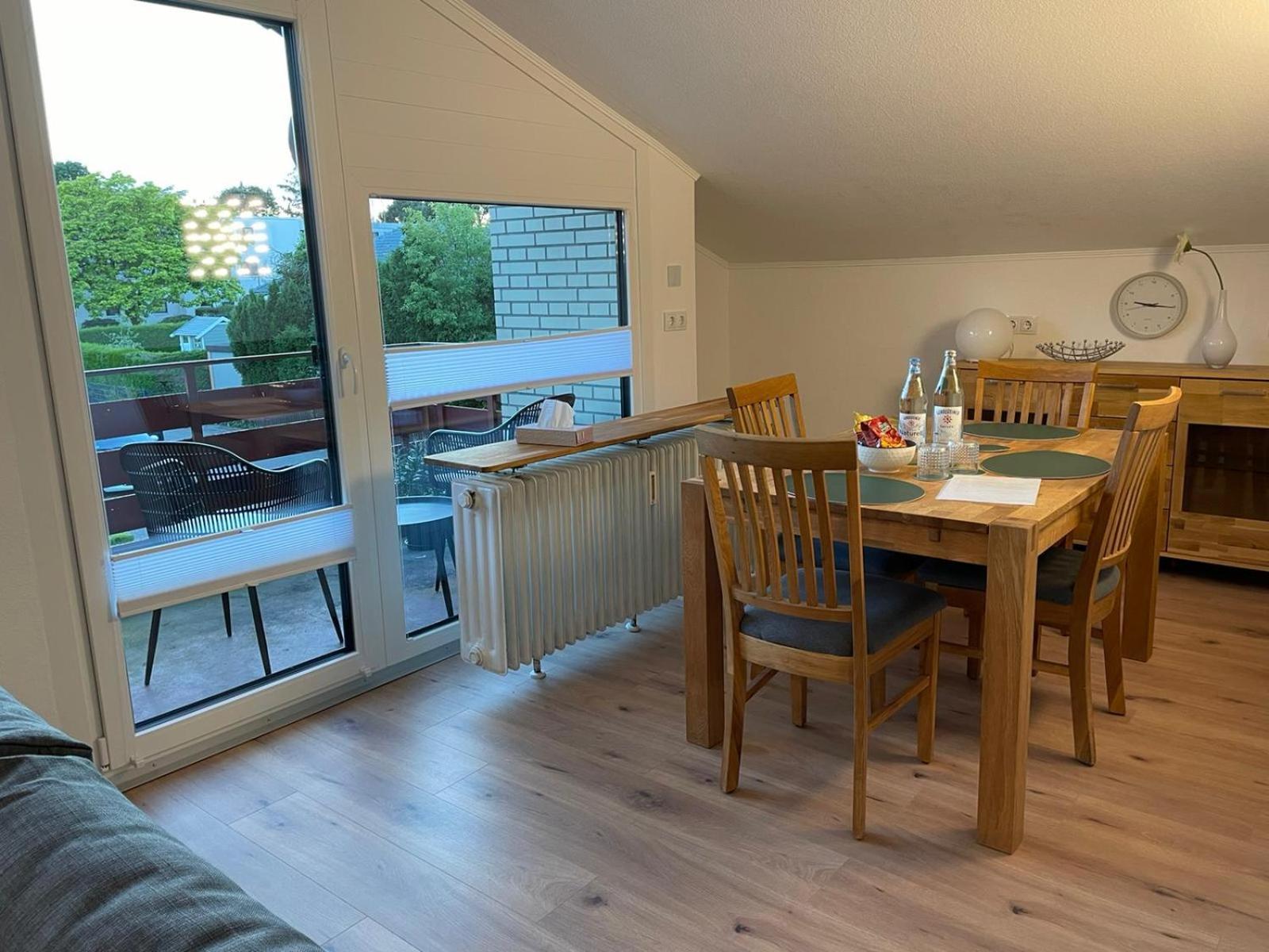--Renoviert-- Ruhige 1-Zimmer Einliegerwohnung Mit Kueche Und Bad In Grossburgwedel Dış mekan fotoğraf